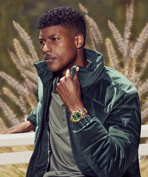 GUESS Mens Gold-Tone Analogue Watch