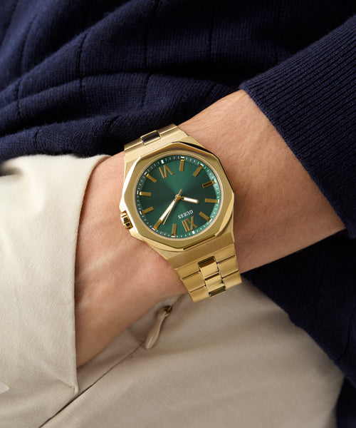 GUESS Men's Gold Tone Analogue Watch