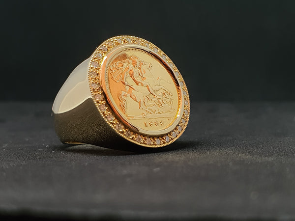 22ct Full Sovereign Ring With 34 Diamonds!